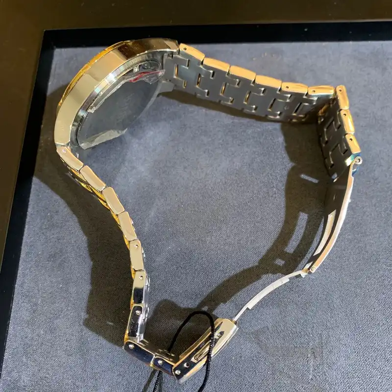 ساعت مچی عقربهای مردانه کاور مدل CO12.04