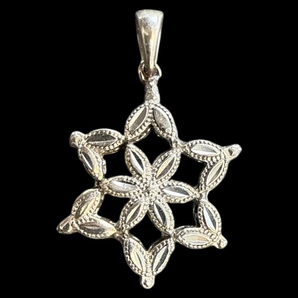 آویز گردنبند نقره زنانه مدل ستاره کد 2416
