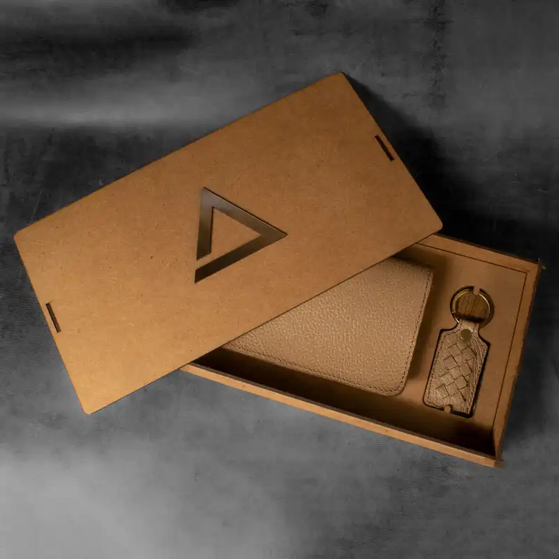 ست هدیه چرم آراهمراه مدل ARASET01