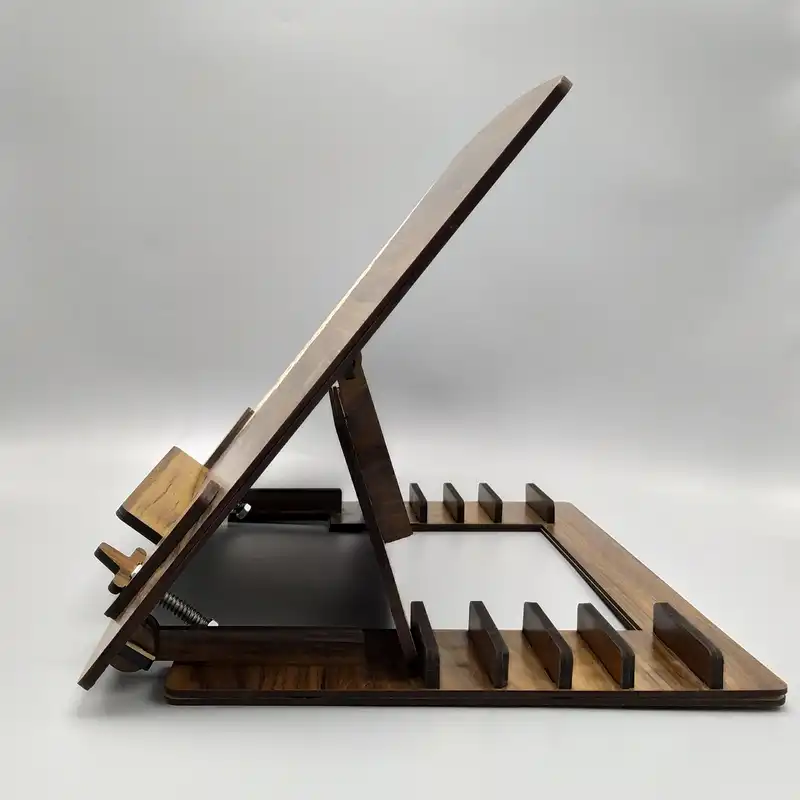 نگهدارنده کتاب مهیاس مدل صریر