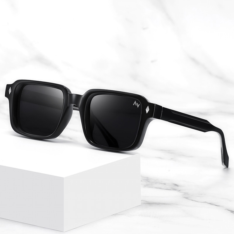 عینک آفتابی مربعی آلبرت وگ مدل SZ8103 Obsidian
