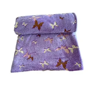 پتو مسافرتی 1 نفر مدل پروانه زیبا سایز 150x200 سانتی‌متر