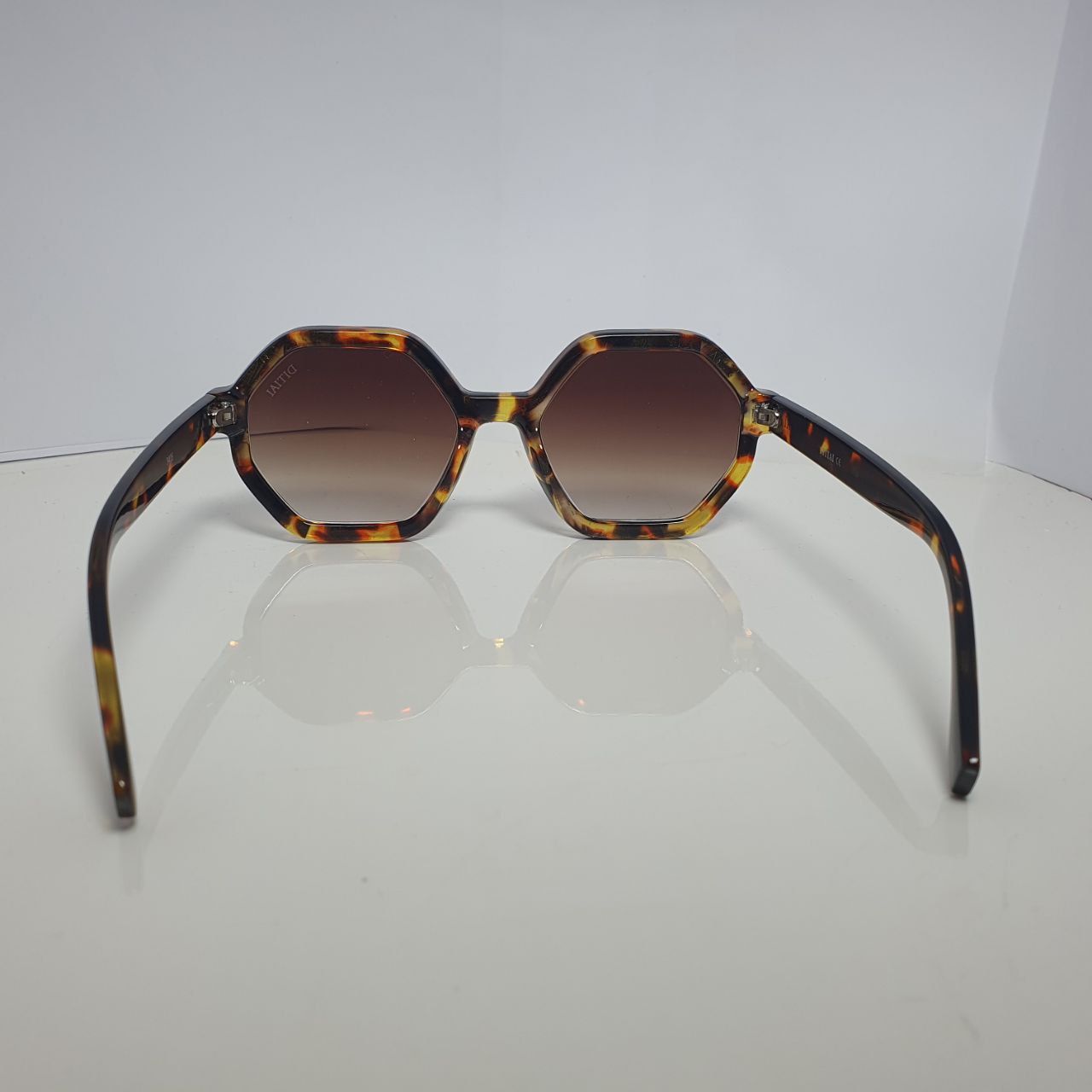 عینک آفتابی زنانه دیتیای مدل MG1296 -  - 4