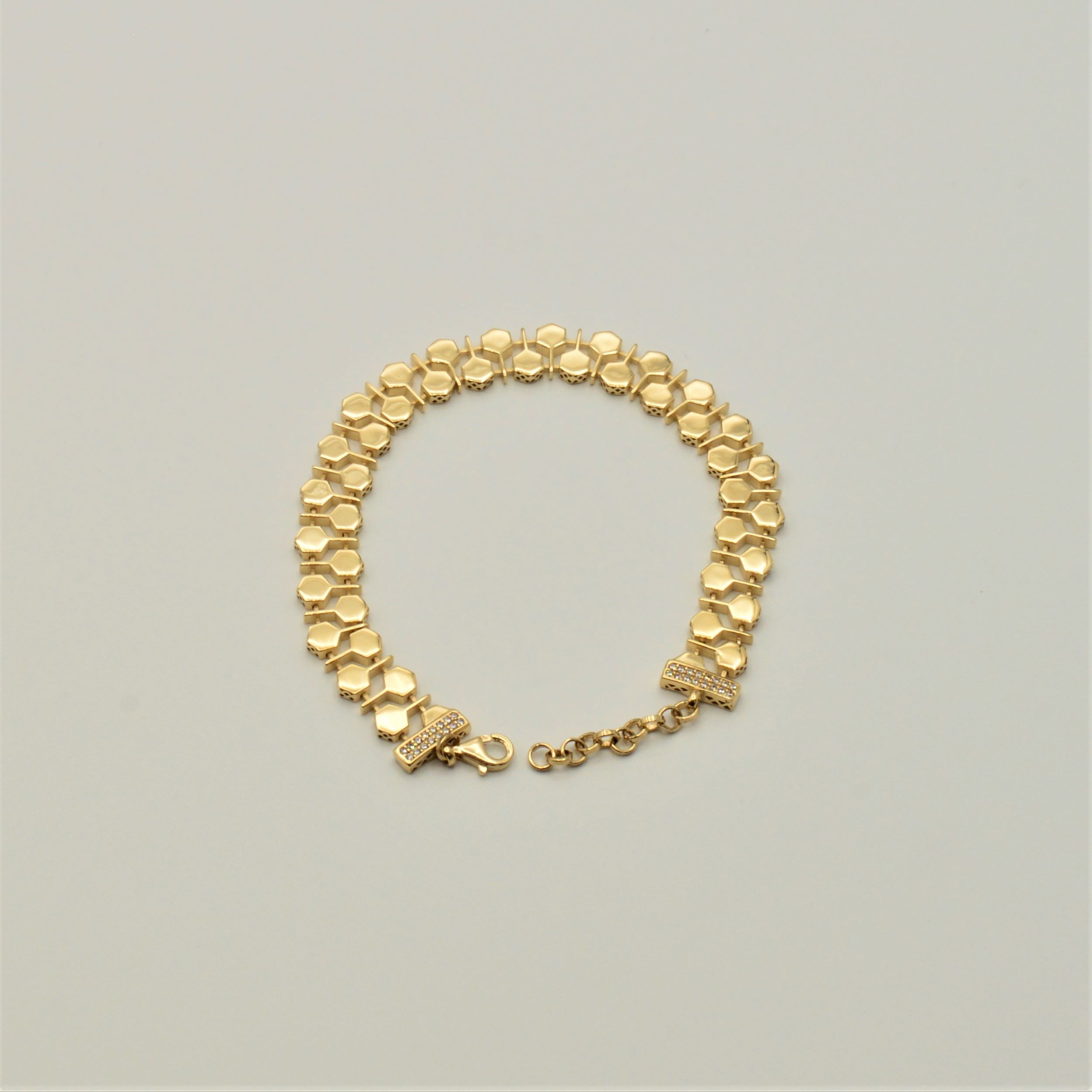 دستبند طلا 18 عیار زنانه مدل هانی