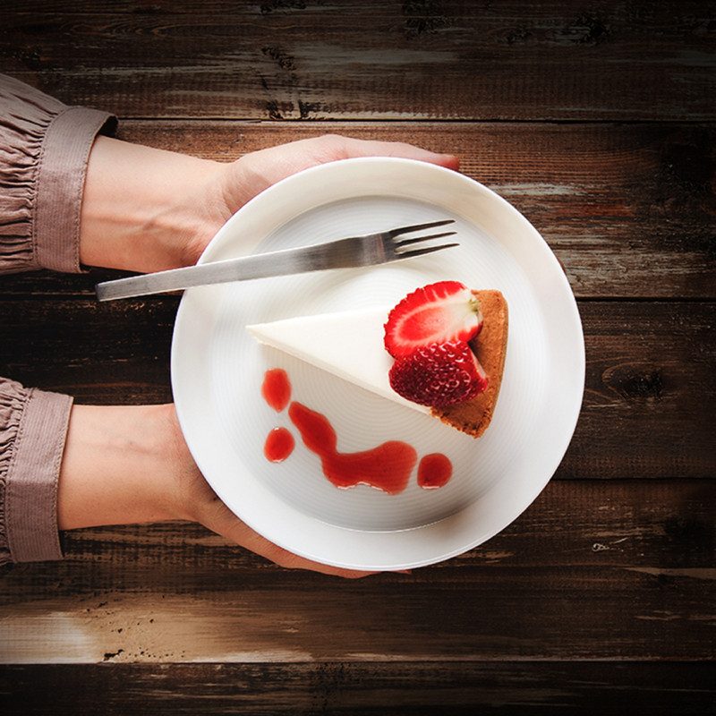 پیش دستی زی مدل دسر خوری فرم اس 15 سفید درجه یک بسته شش عددی