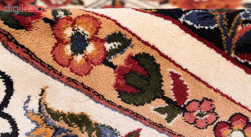 گبه ماشینی دنیای فرش کد 539K زمینه کرم