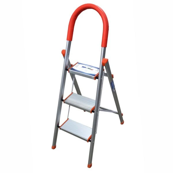 عکس شماره 2 : نردبان سه پله آترون مدل پارتیان