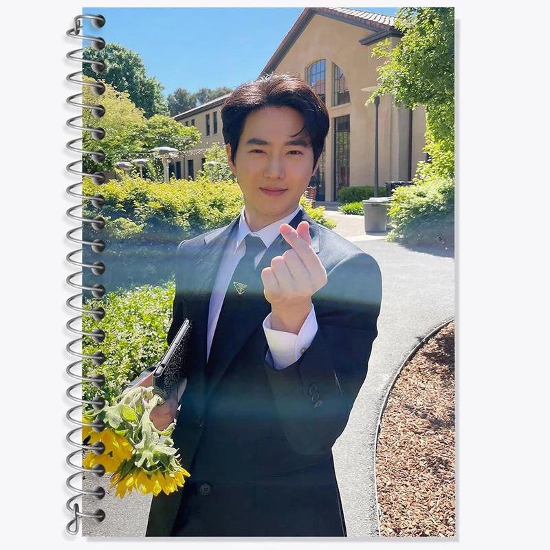 دفتر زبان 50 برگ خندالو مدل سه خط طرح سوهو گروه اکسو EXO کد 16823