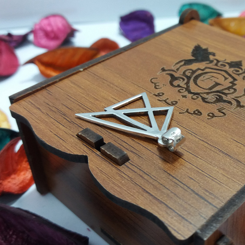 آویز گردنبند نقره مدل مثلث تو در تو