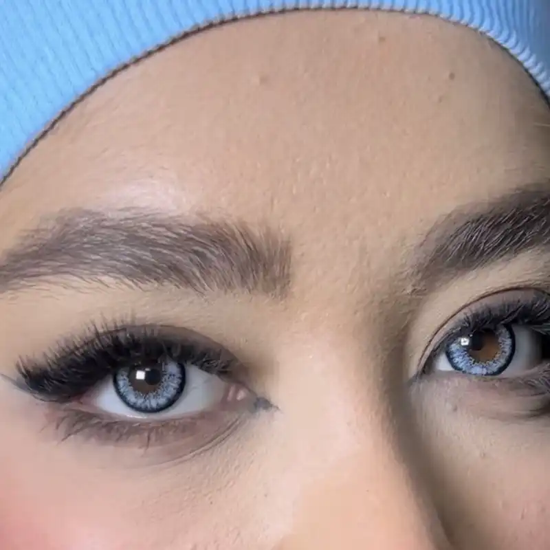 لنز چشم هرا کد ۰۲ رنگ آبی هاسکی