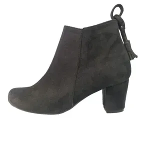 نیم بوت زنانه مدل ۱۱۴