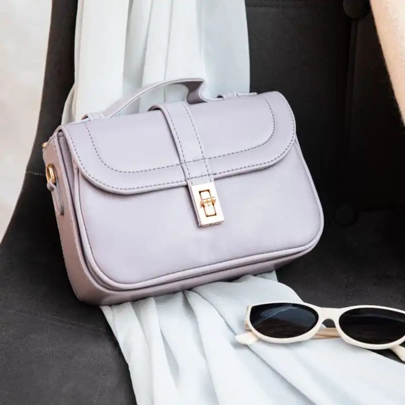 کیف رودوشی زنانه مدل ایبیکه