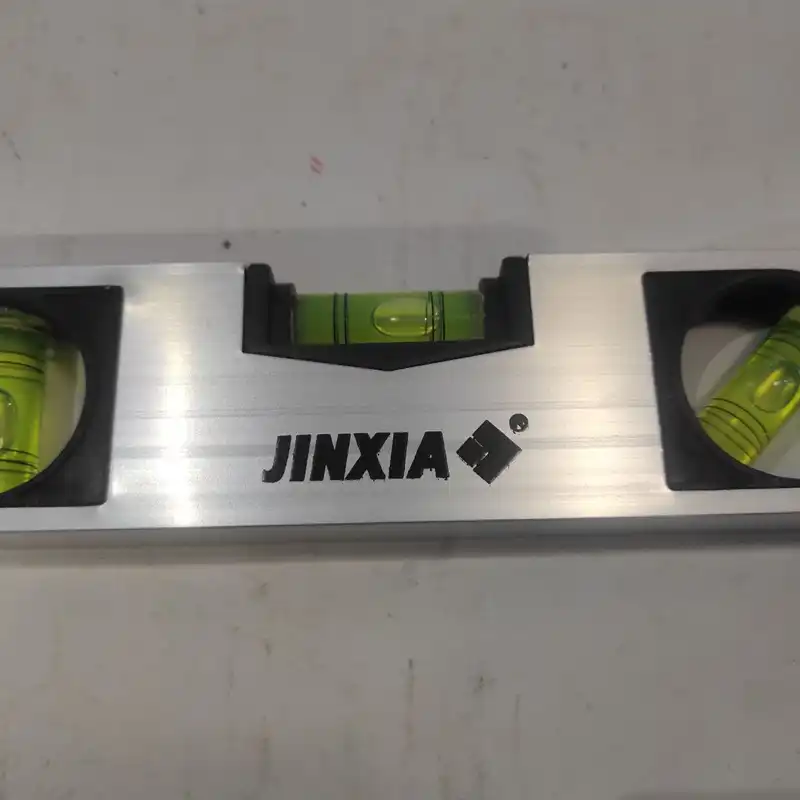 تراز جینکسیا مدل J-2