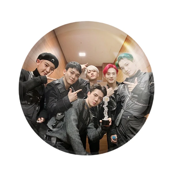 مگنت خندالو مدل گروه اکسو EXO کد 13643