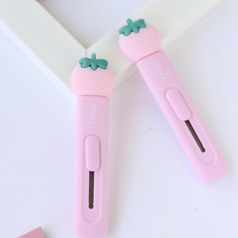 کاتر مدل توت فرنگی