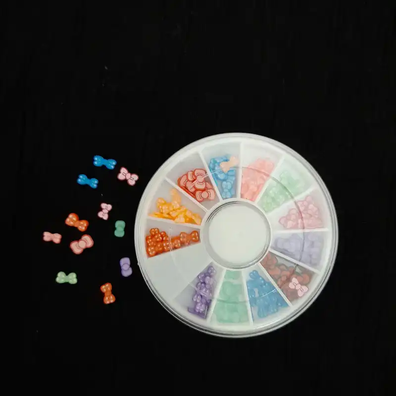 مجموعه تزیین ناخن طرح پاپیون