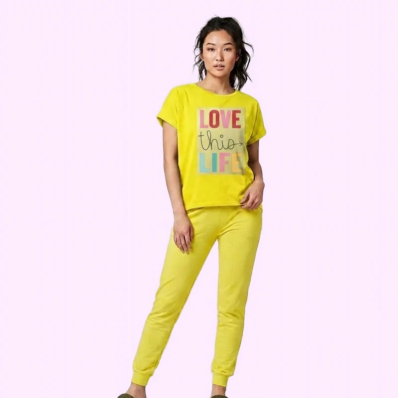 ست تی‌شرت آستین کوتاه و شلوار راحتی زنانه مدل love
