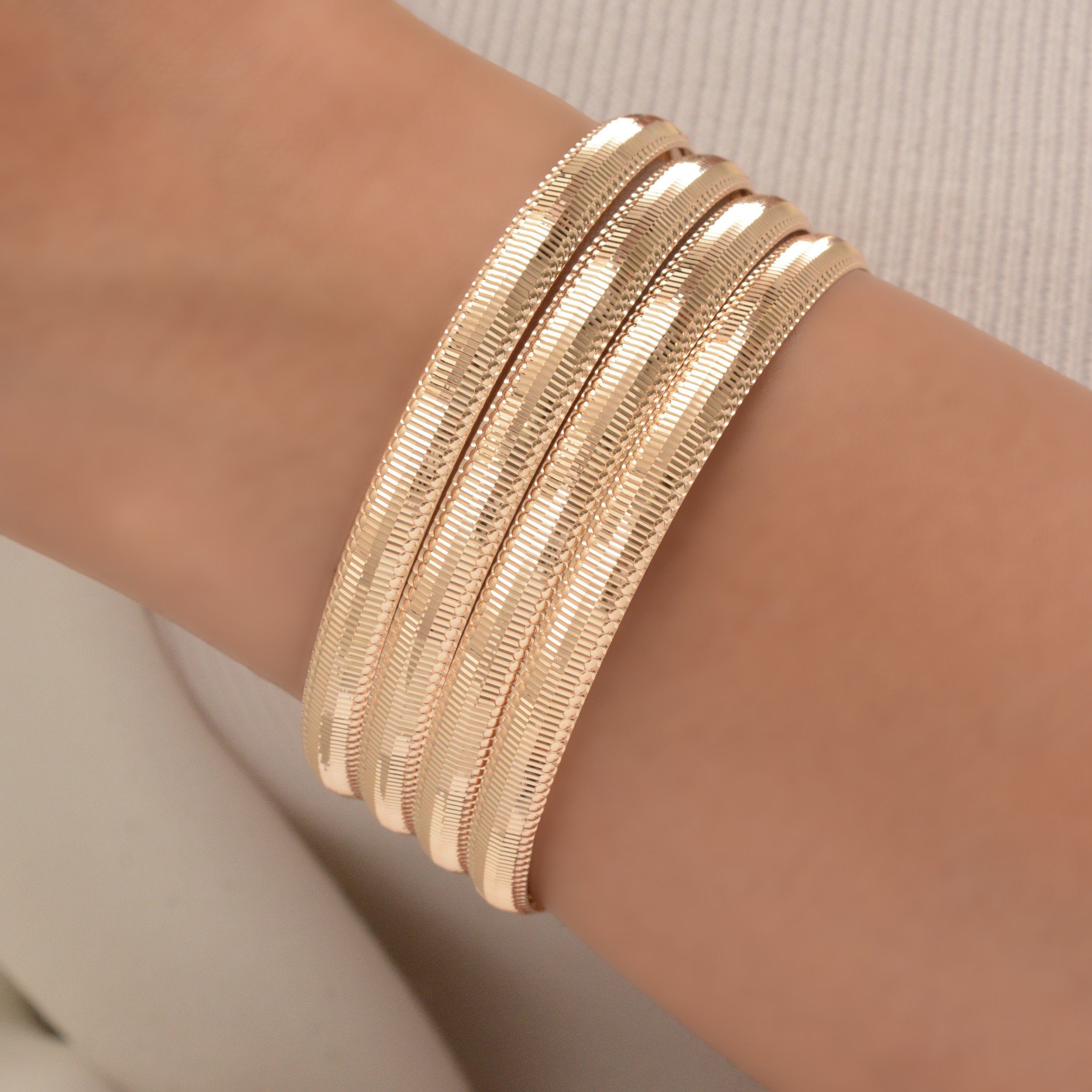 النگو طلا 18 عیار زنانه طلای مستجابی مدل اسپرلوس کد N04