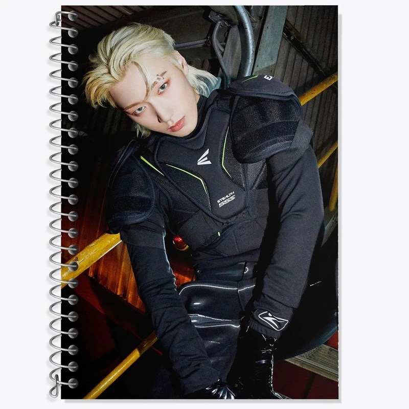 دفتر لغت 50 برگ خندالو مدل سان گروه ایتیز ATEEZ کد 21280