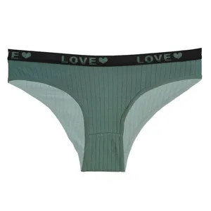 شورت زنانه مدل کبریتی کد C2326