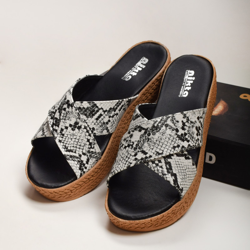 صندل زنانه نیکتا مدل BK.2798