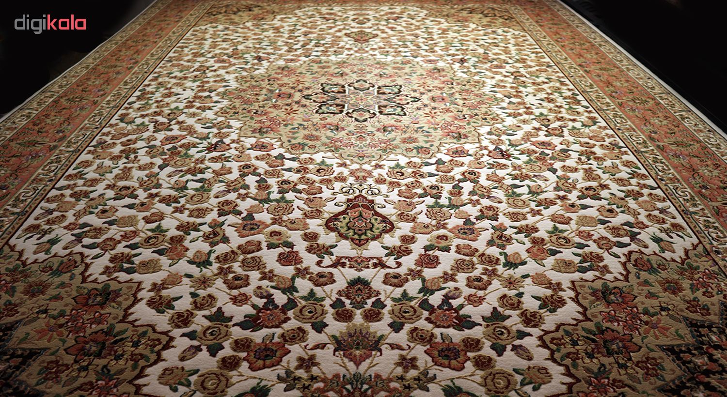 فرش ماشینی رادین اصفهان طرح گل رز رنگ زمینه صدفی
