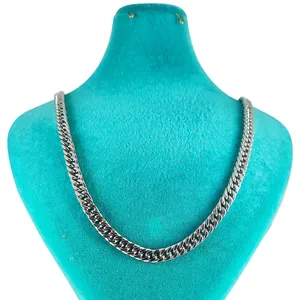 گردنبند مردانه  سلین کالا مدل اسپرت طرح کارتیه COD-19