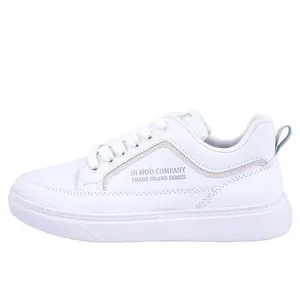 کفش پیاده‌روی مدل هیوا رنگ سفید