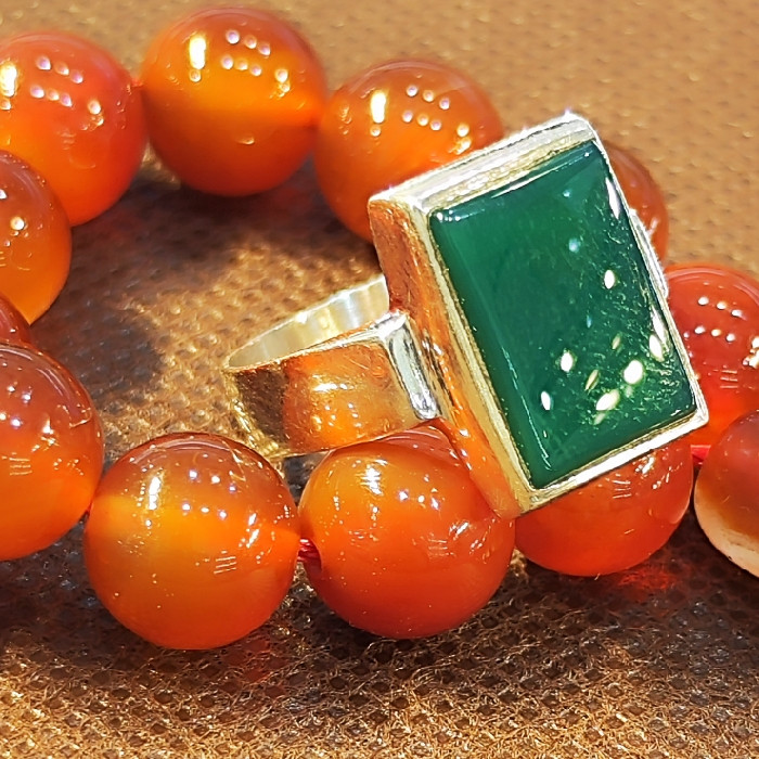 انگشتر نقره مردانه مدل سنگ عقیق با حرز امام جواد علیه السلام کد 44 انگشتر نقره مردانه مدل سنگ عقیق با حرز امام جواد علیه السلام کد 44