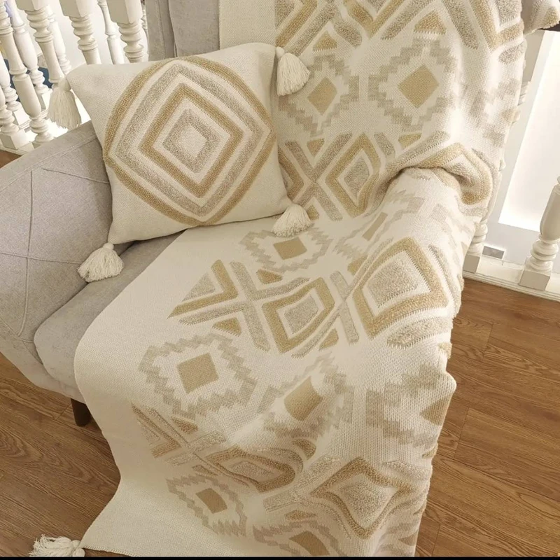 شال مبل و تخت مدل پانچدوزی کد 4 سایز 300x150 سانتی‌متر