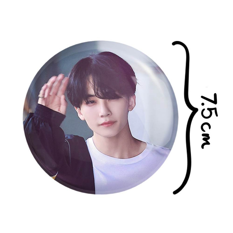 آینه جیبی خندالو مدل جونگهان گروه سونتین Seventeen  کد 21588