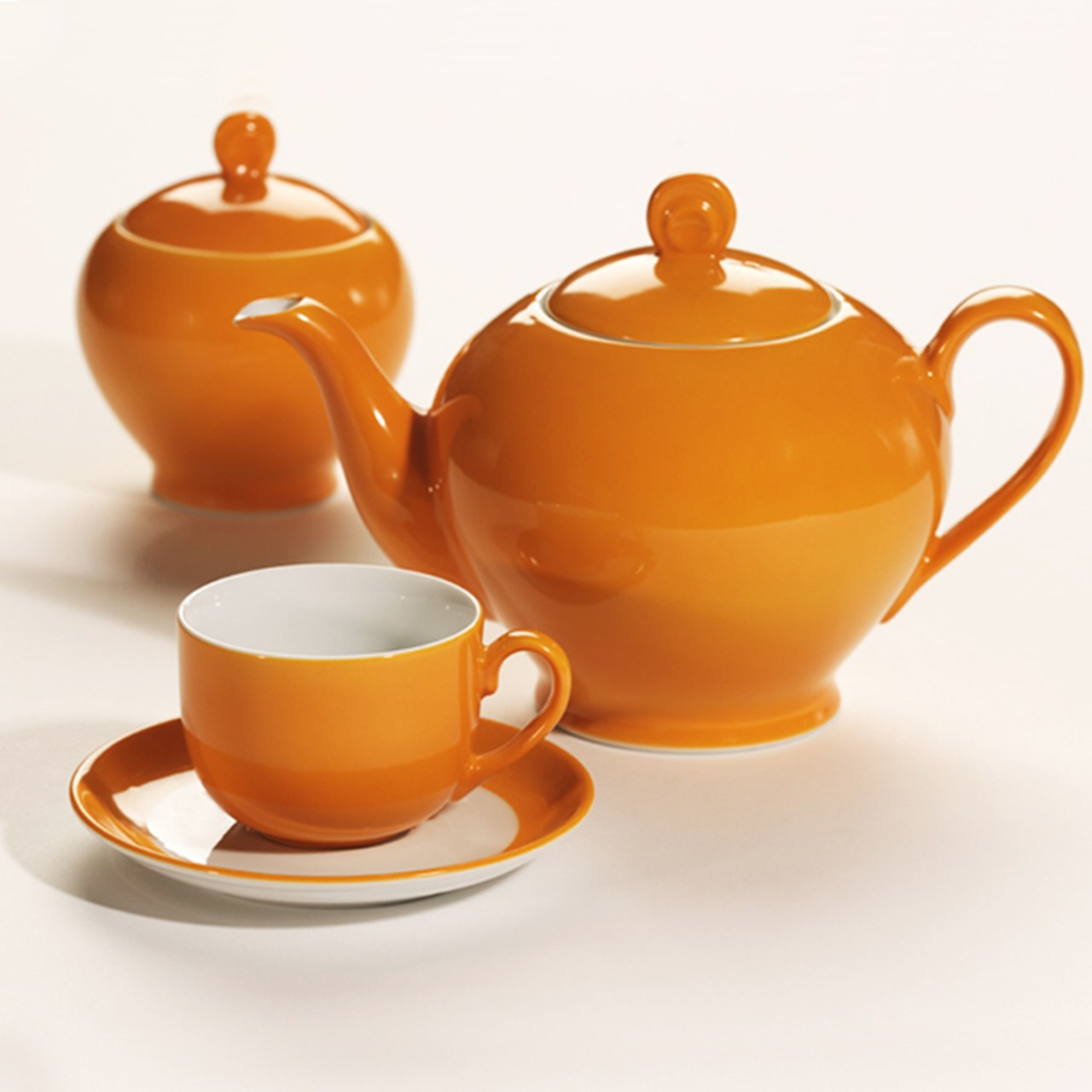 سرویس چینی 17 پارچه چای خوری چینی زرین ایران سری ایتالیا اف طرح نارنج درجه عالی