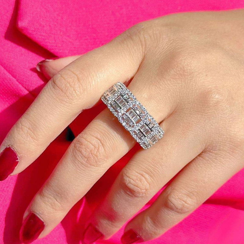 انگشتر نقره زنانه مدل امرالدکات کد BF 06 انگشتر نقره زنانه مدل امرالدکات کد BF 06