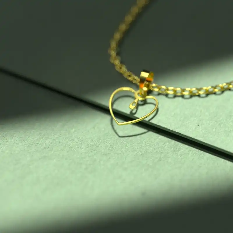 گردنبند طلا 18 عیار زنانه مدوپد مدل قلب کد E3-1-1053