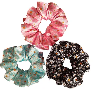 کش مو زنانه مدل اسکرانچی طرح بابونه بسته 3 عددی