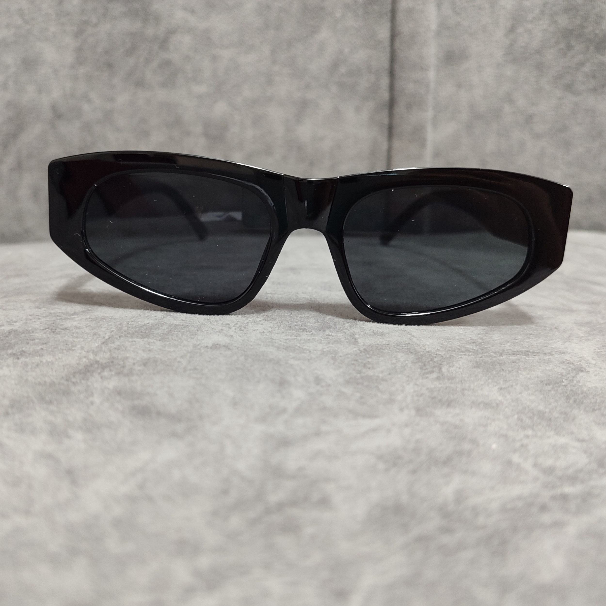 عینک آفتابی زنانه مدل کائوچو گربه ای کد 0272 UV400