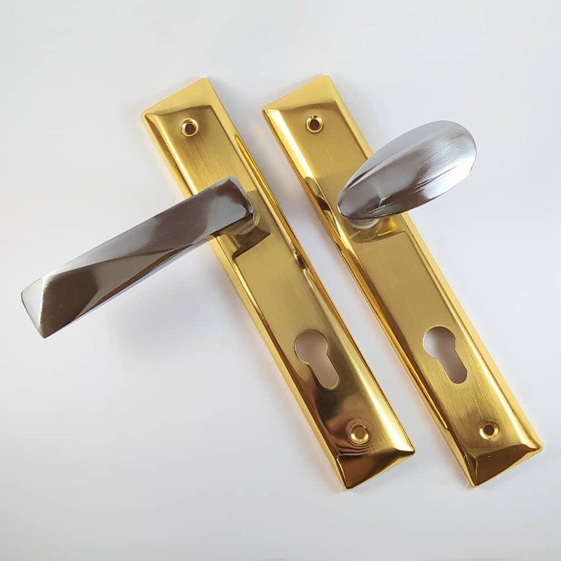 دستگیره در سپهر استیل مدل الماس بسته 2 عددی دستگیره در سپهر استیل مدل الماس بسته 2 عددی