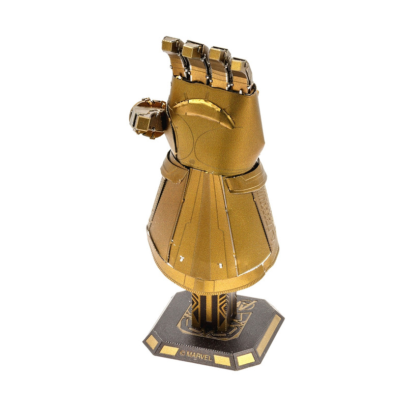 ساختنی مدل Infinity Gauntlet