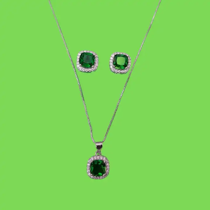 نیم ست زنانه مدل مربع کریستال نگین