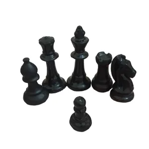 مجسمه مدل مهره شطرنج کد G123 مجموعه 6 عددی