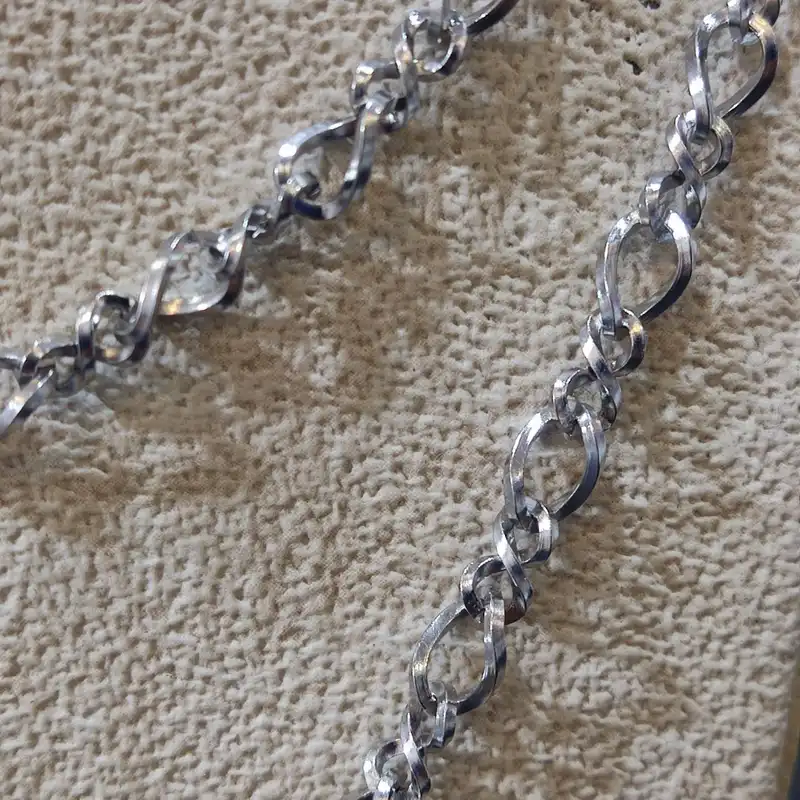 نیم ست زنانه مدل زنجیری طرح فیگارو کد NIM02