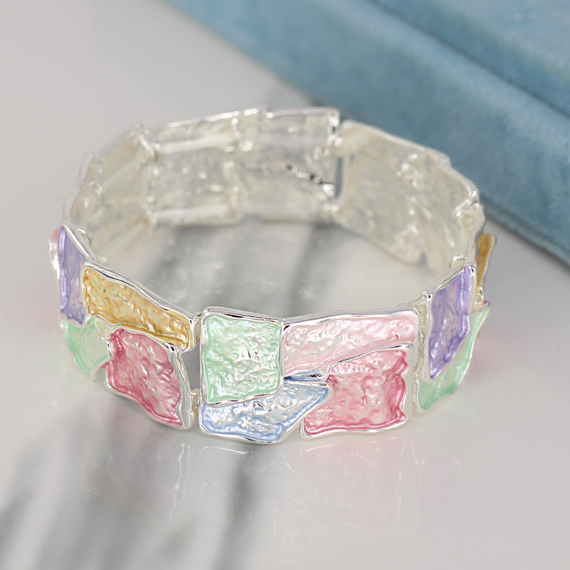 دستبند النگویی زنانه زودیکا مدل ساحلی کد AAD622