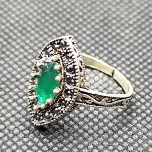 انگشتر نقره زنانه مدل سنگ زمرد کد 244