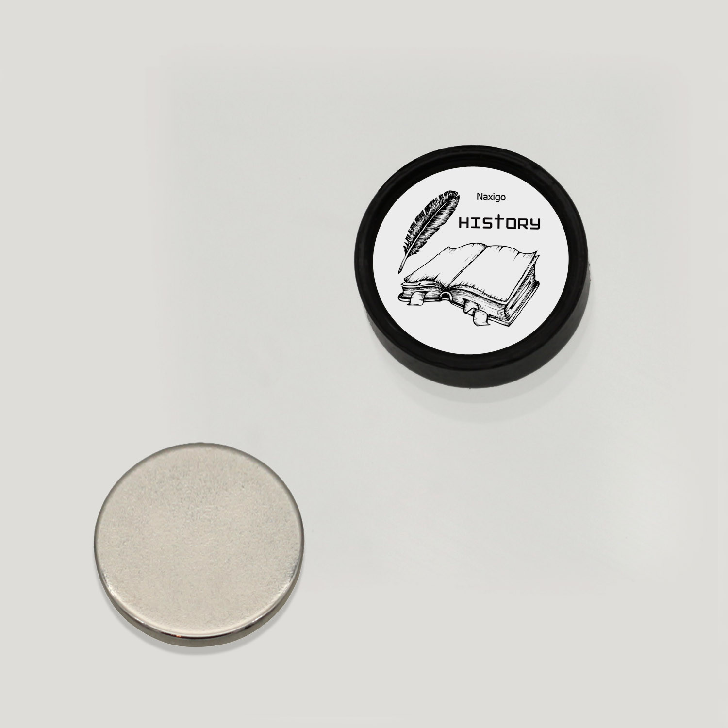 پیرسینگ گوش ناکسیگو مدل شب تاب طرح تاریخ کد PM6470 پیرسینگ گوش ناکسیگو مدل شب تاب طرح تاریخ کد PM6470