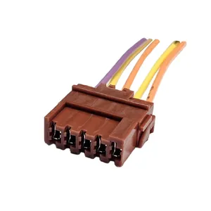 سوکت شیشه بالابر کد bbz-114 مناسب برای پژو 405