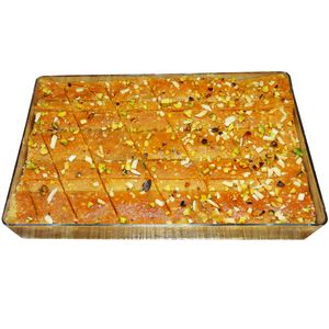 نقد و بررسی شیرینی باقلوا سنتی یزد - 400 گرم توسط خریداران