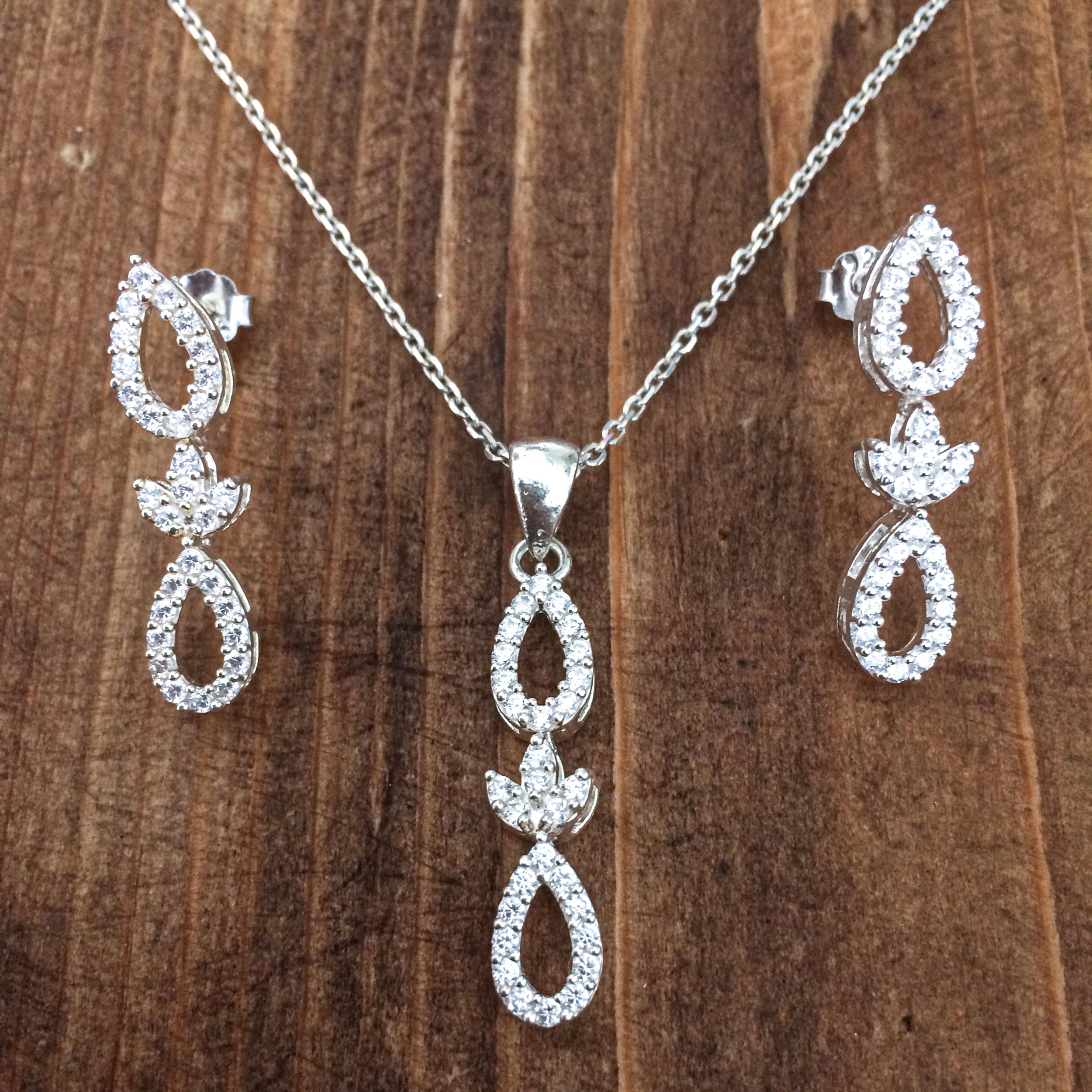 نیم ست نقره زنانه کد 2039