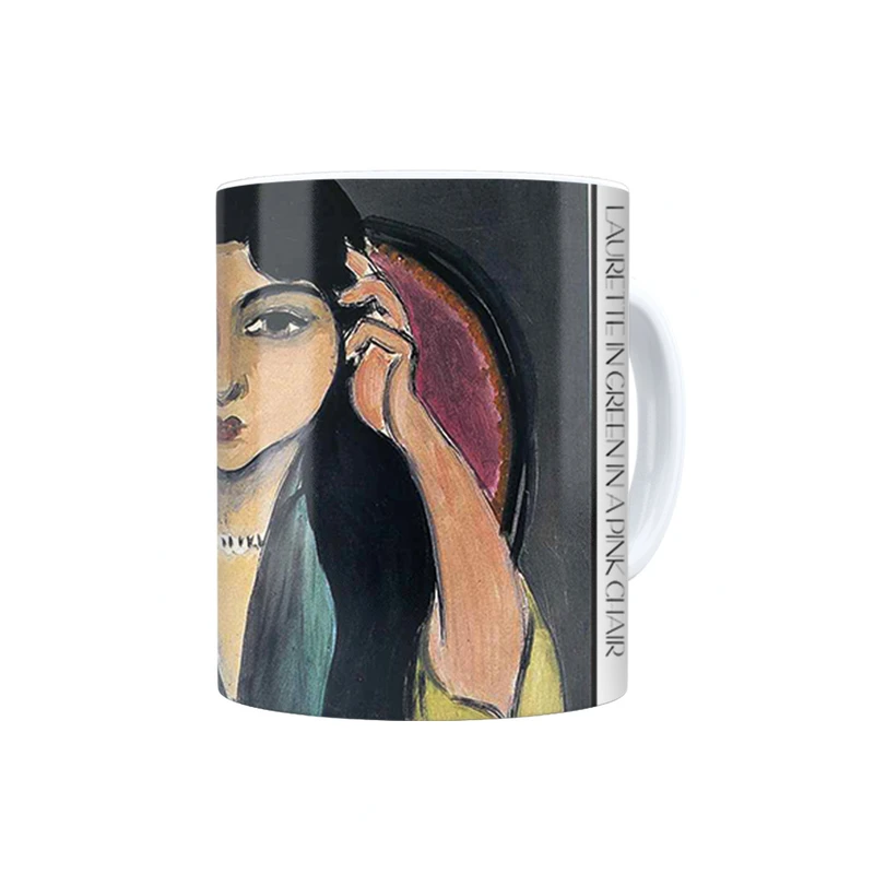 ماگ ترمه طراحان ایده مدل لورت با لباس روشن روی صندلی صورتی از ماتیس کد art0620