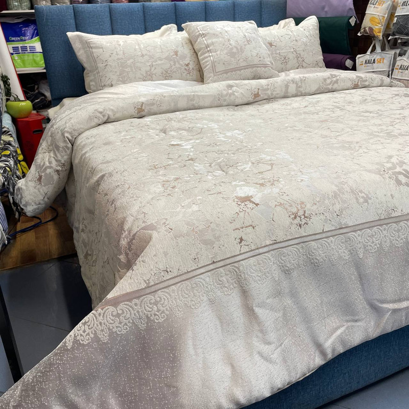 سرویس روتختی مدل مخمل شنل دو نفره 8 تکه