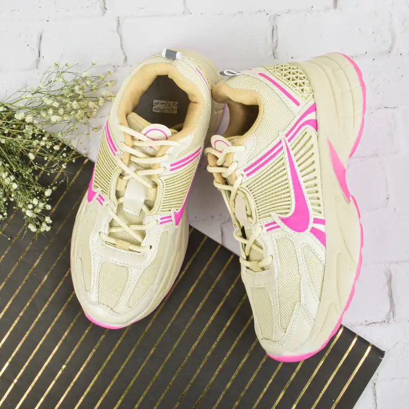 کفش راحتی زنانه مدل هلموند کد CR.2900